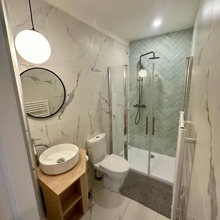 T5 Cozy Centre Apartment